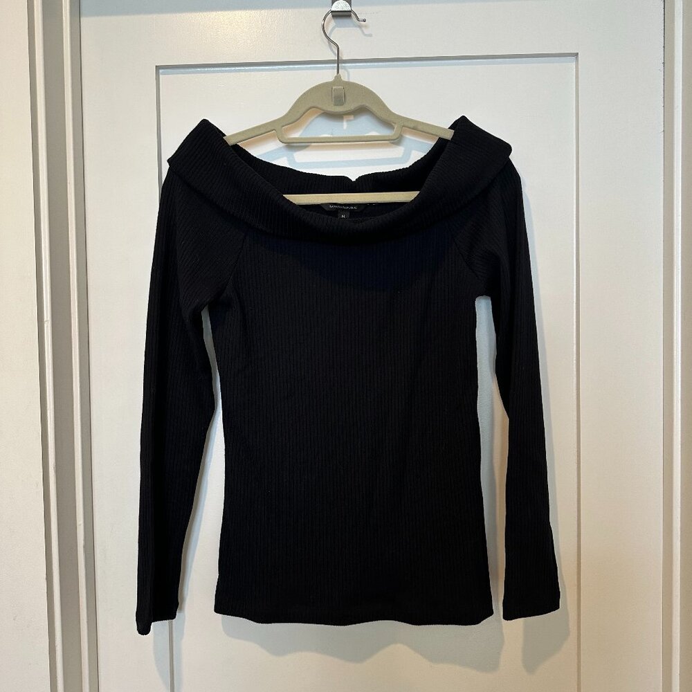 NEW Banana Republic Boat Neck Sweater